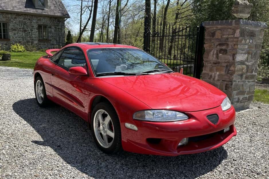 1995 Mitsubishi Eclipse, Eagle Talon, & Plymouth Laser sold for $6,600