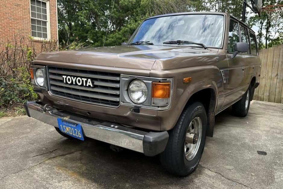 1987 Toyota Land Cruiser 60-Series sold for $14,500