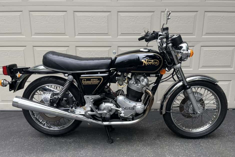 1975 Norton Commando sold for $12,750