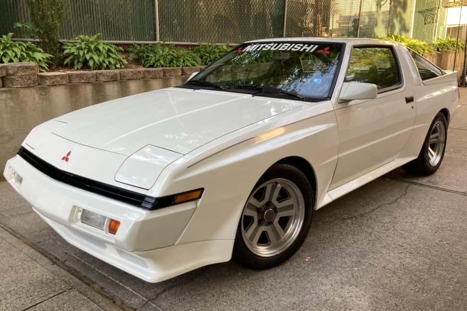 1988 Chrysler Conquest & Mitsubishi Starion sold for $18,500