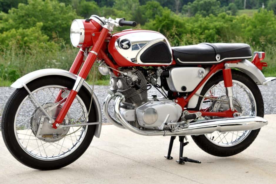 1962 Honda CL72, CB72, CA72, & C72 sold for $12,350