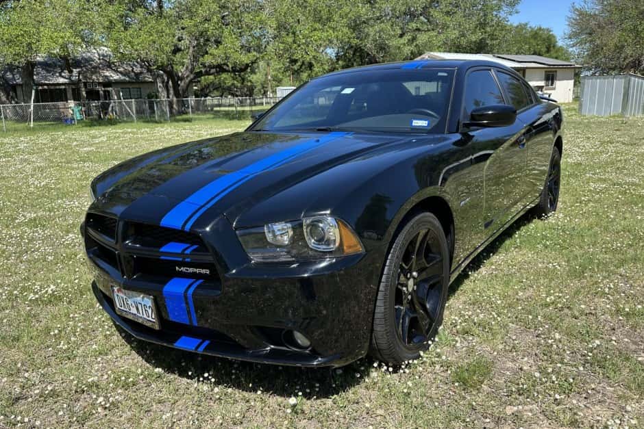 2011 Dodge Charger sold for $20,621