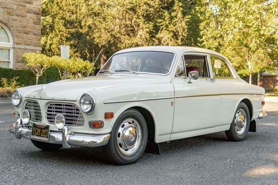 1968 Volvo Amazon sold for $24,000