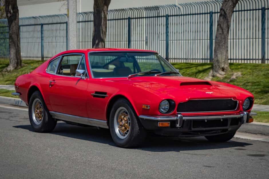 1978 Aston Martin V8 (1977-1989) sold for $92,000