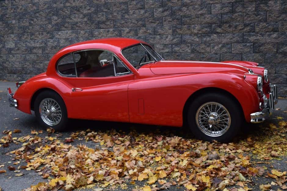 1955 Jaguar XK140 sold for $70,000