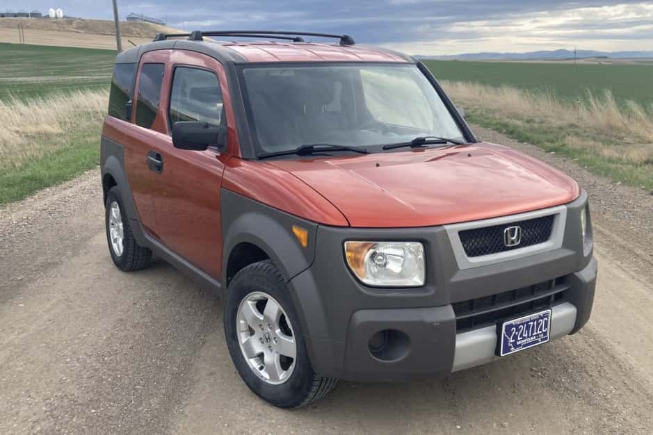 2004 Honda Element sold for $6,311