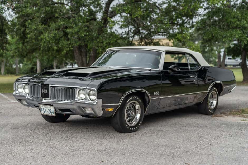 1970 Oldsmobile 442 sold for $100,500