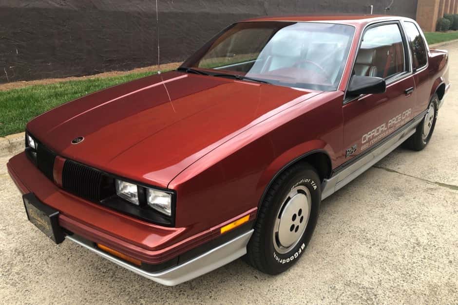 1985 Oldsmobile  sold for $8,650