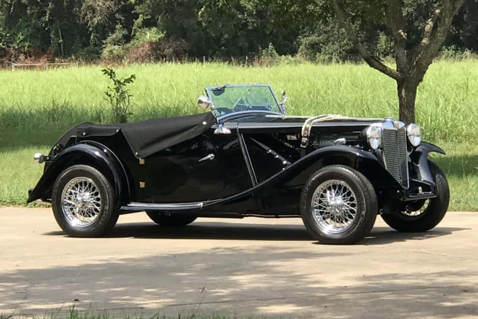 1952 MG TD sold for $32,500