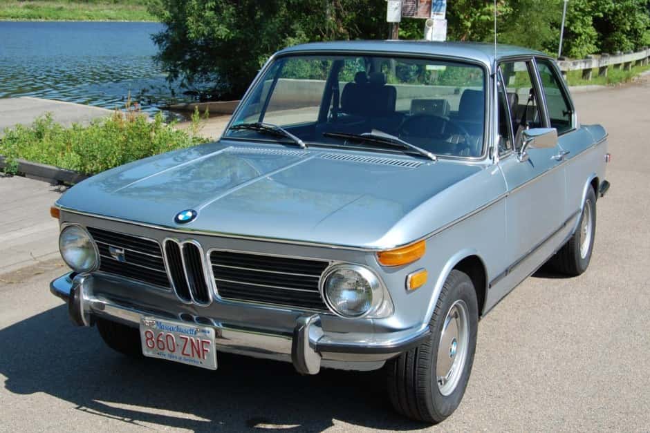 1972 BMW 2002tii sold for $35,752
