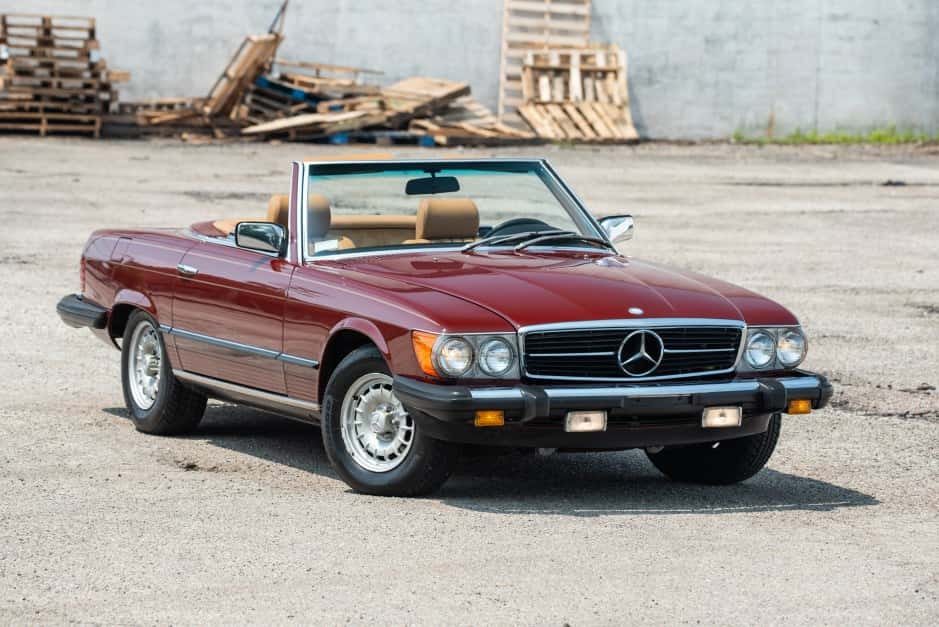 1982 Mercedes-Benz R107 SL sold for $15,300