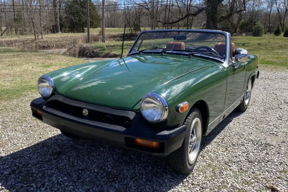 1976 MG Midget sold for $6,500
