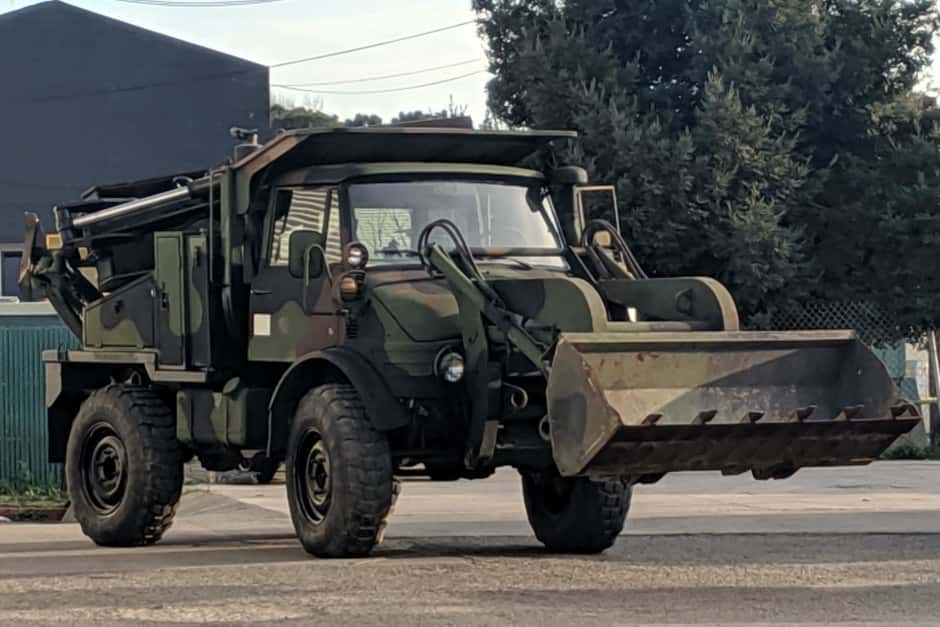 1987 Mercedes-Benz Unimog sold for $24,751