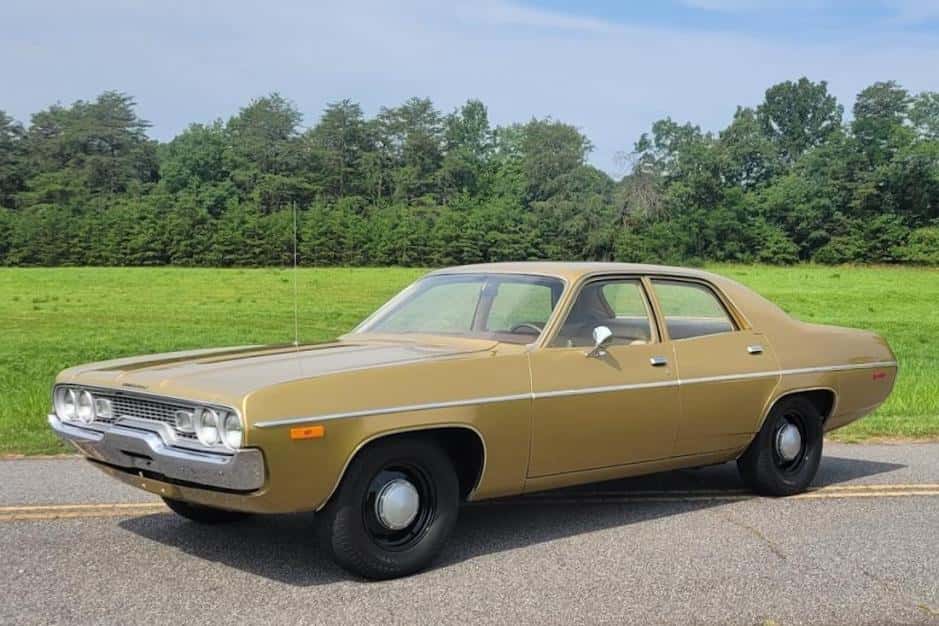 1972 Plymouth Satellite sold for $12,750