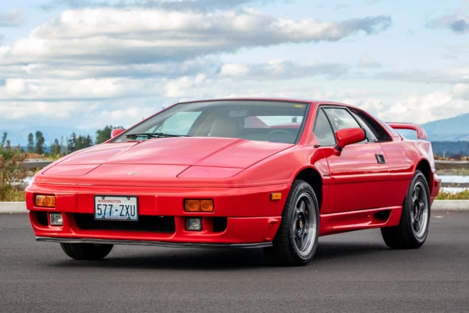 1993 Lotus Esprit sold for $50,000