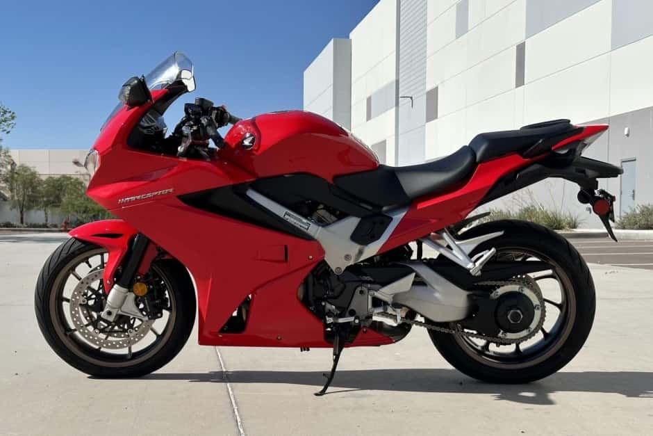 2014 Honda VF & VFR sold for $6,401