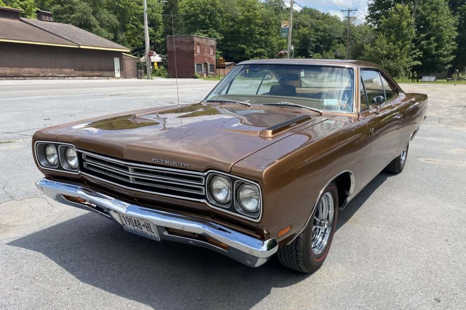 1969 Plymouth Road Runner sold for $47,050