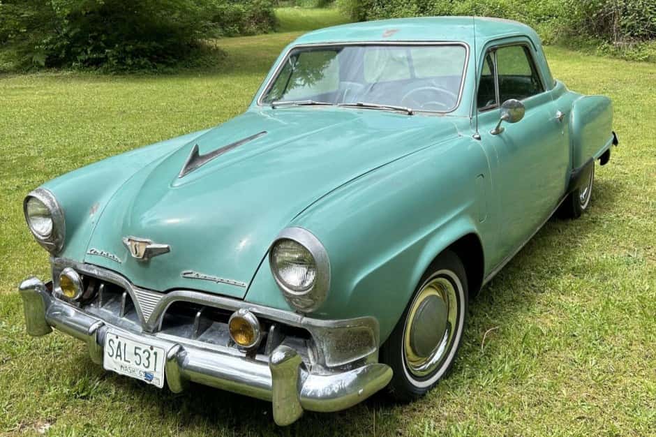 1952 Studebaker Champion sold for $6,200