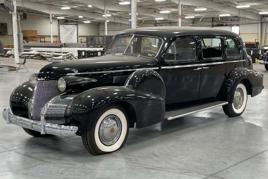 1939 Cadillac Series 75/Fleetwood sold for $25,000