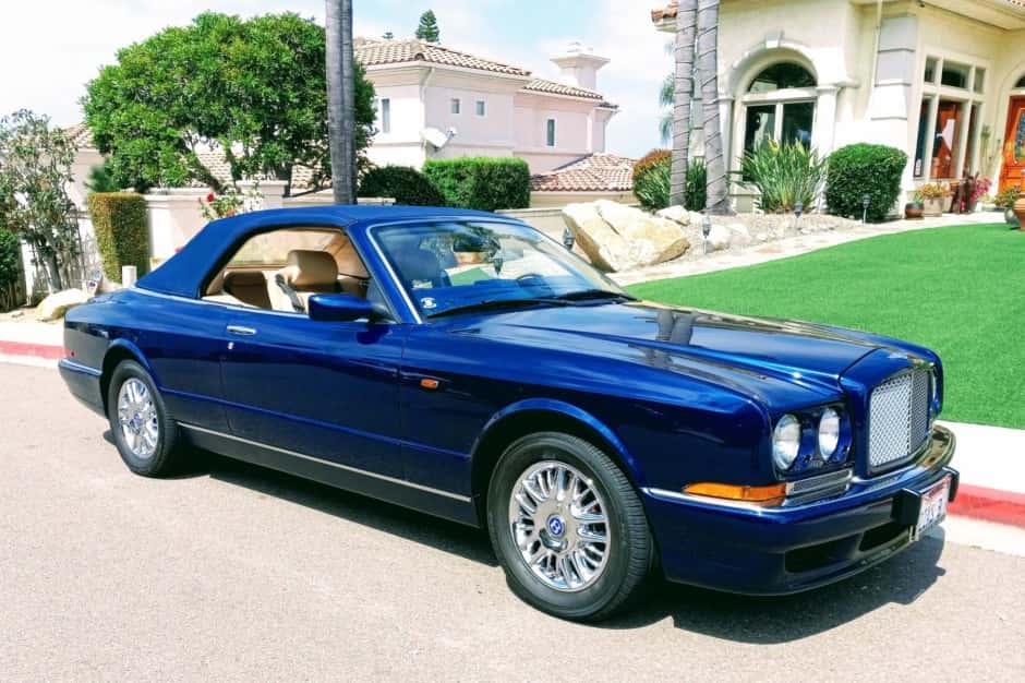 1999 Bentley Azure sold for $46,750