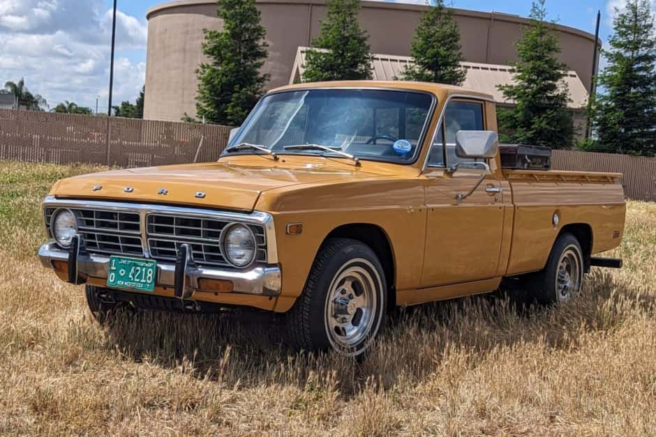 1973 Ford Courier sold for $13,000