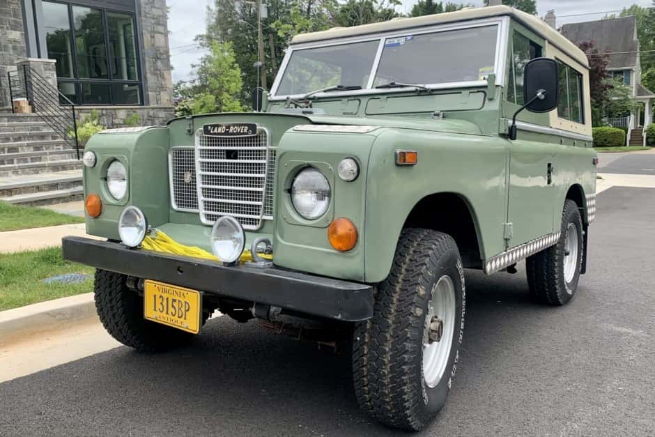 1974 Land Rover Series 88 sold for $39,750