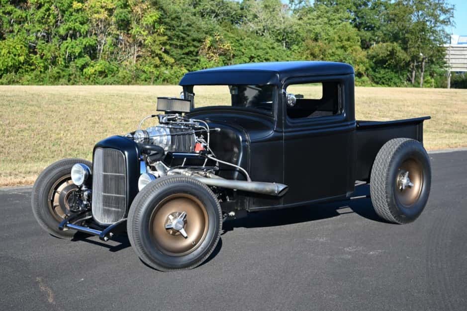1933 Ford Pickup 1932-1934 & sold for $20,220