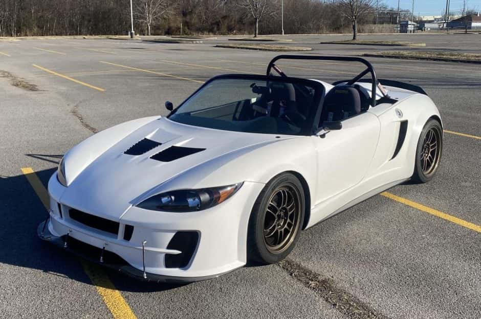 2016 Factory Five 818 sold for $18,250