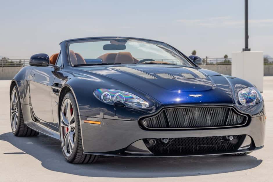 2017 Aston Martin V12 Vantage sold for $290,000