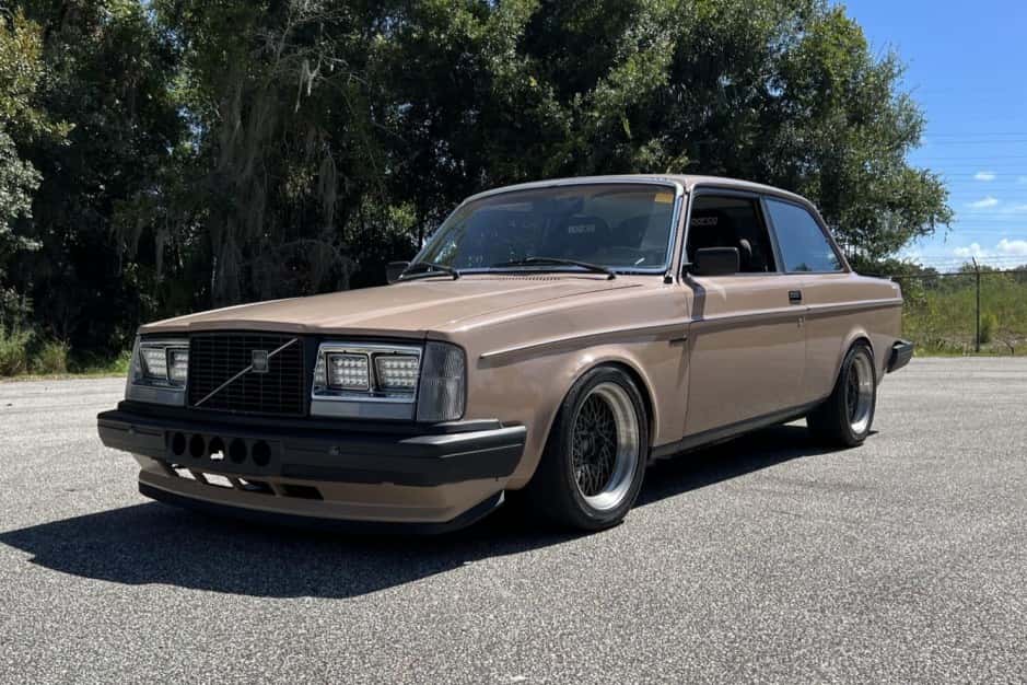 1981 Volvo 240 sold for $7,000