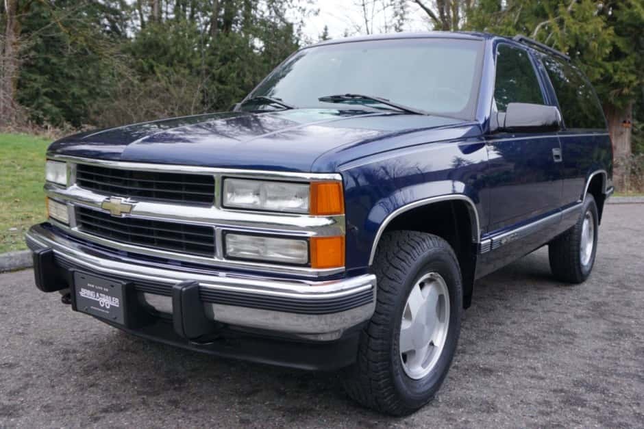 1995 Chevrolet Tahoe GMT400 sold for $12,750