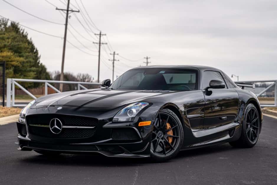 2014 Mercedes-Benz SLS AMG sold for $700,000