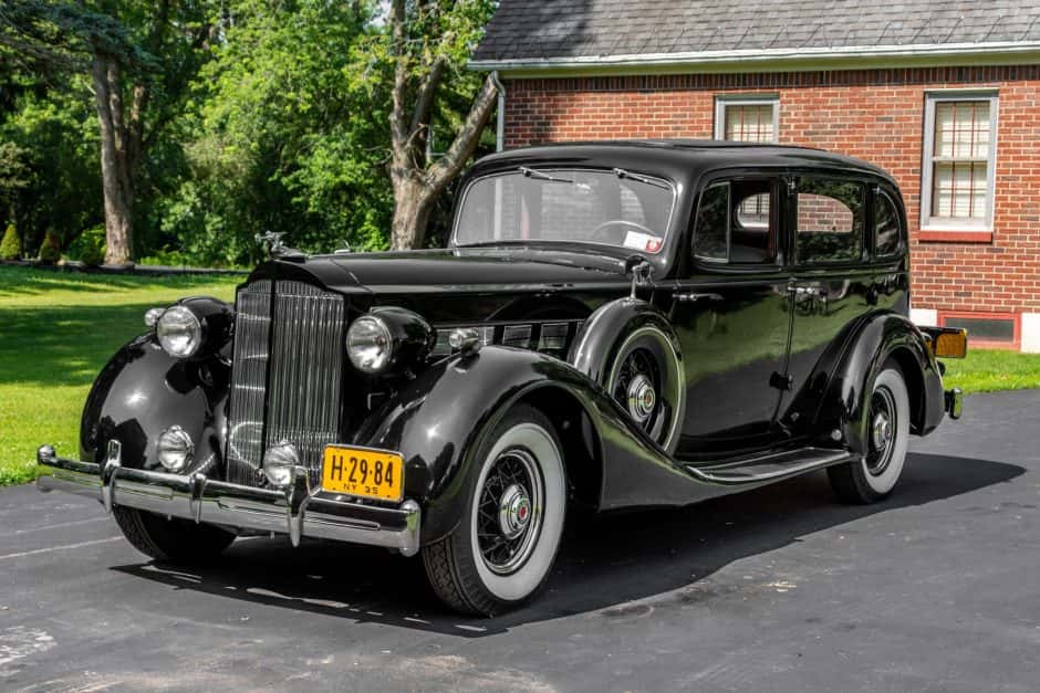 1935 Packard Eight sold for $28,950