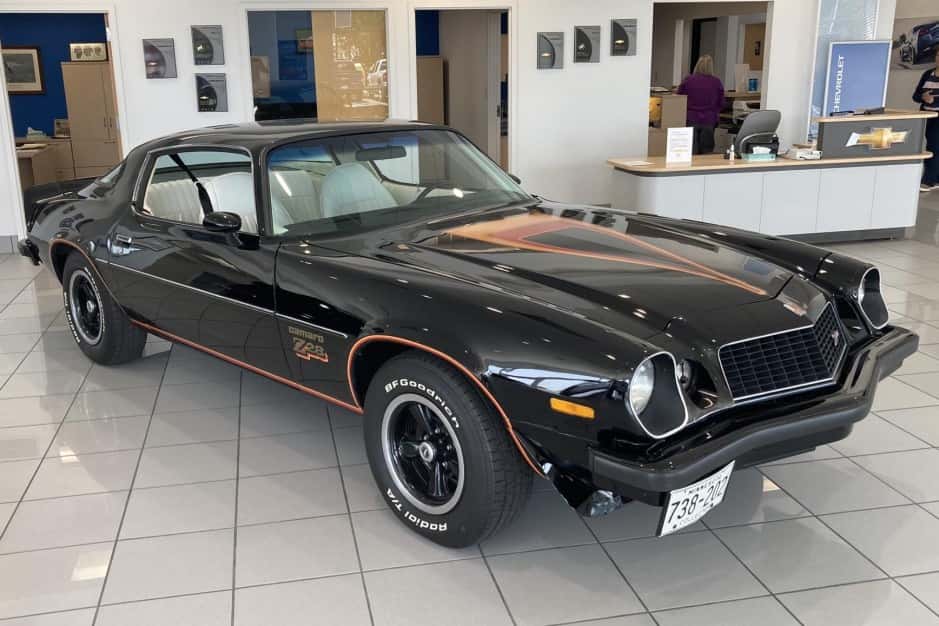 1977 Chevrolet Camaro 2nd Generation 1970-1981 sold for $24,000