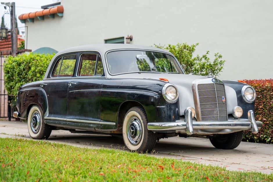 1958 Mercedes-Benz Ponton sold for $11,250