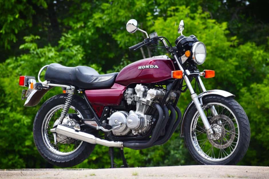1982 Honda CB750 & CB750A sold for $2,600