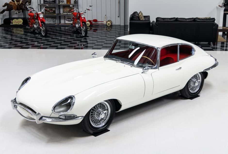1962 Jaguar XKE Series I sold for $155,000