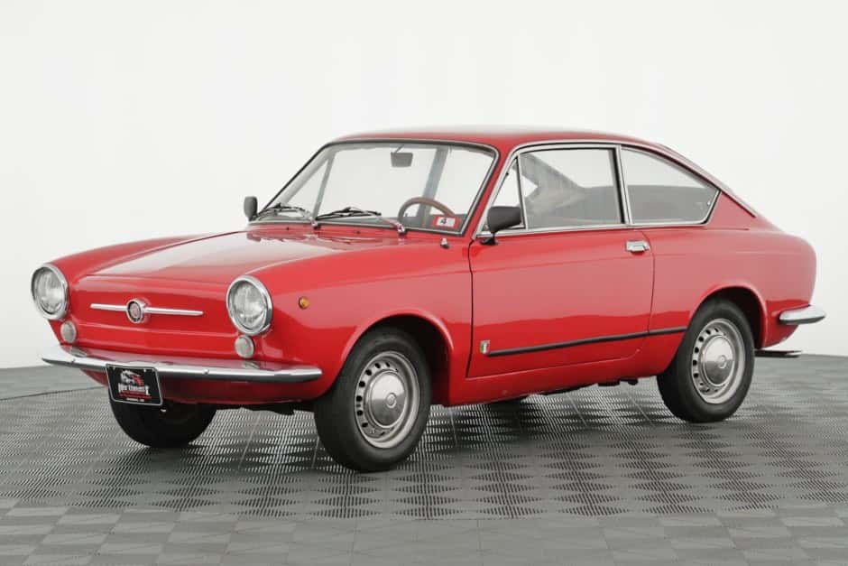 1967 Fiat 850 sold for $8,550