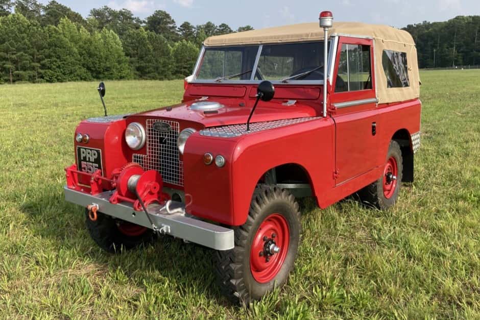 1960 Land Rover Series 88 sold for $25,000