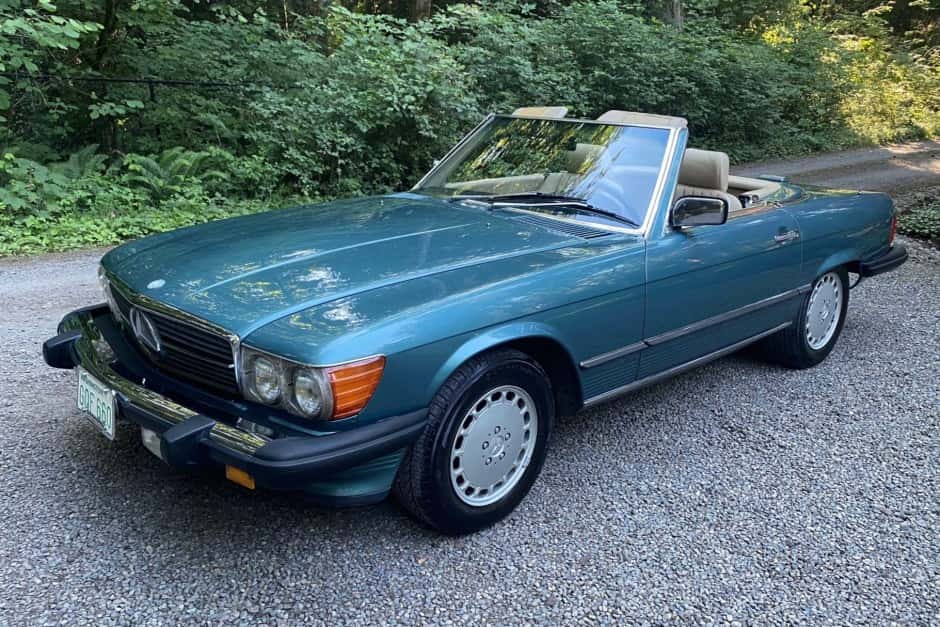 1989 Mercedes-Benz R107 SL sold for $13,800