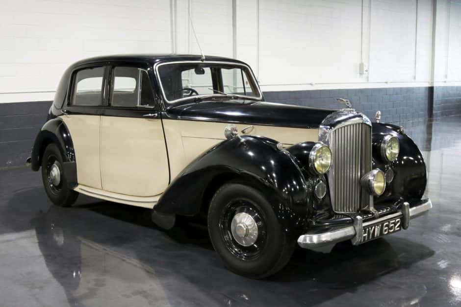 1947 Bentley Mark VI sold for $14,000