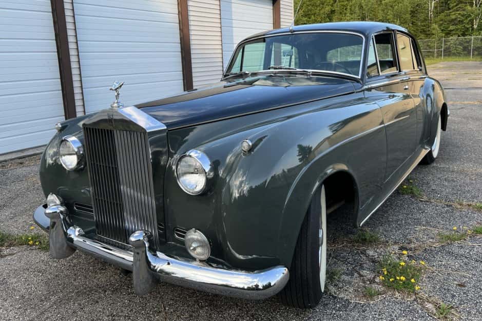 1960 Rolls-Royce Silver Cloud & Phantom V sold for $41,500