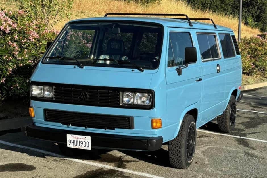 1986 Volkswagen Vanagon sold for $17,000
