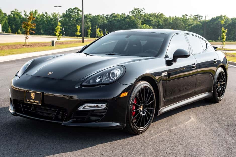 2013 Porsche Panamera sold for $40,000