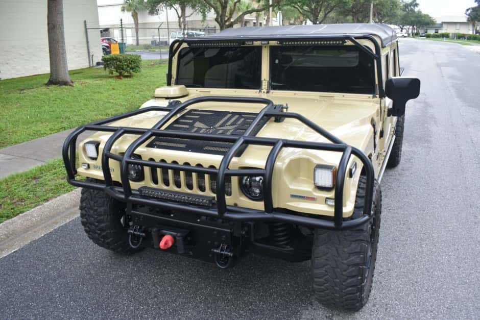 2006 Hummer H1 sold for $125,000
