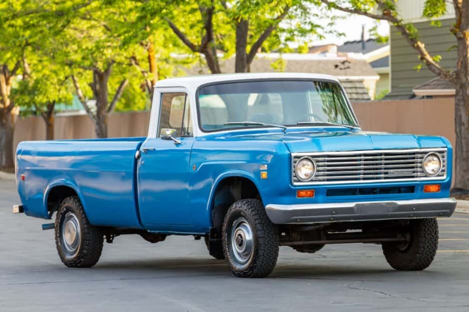 1975 International Harvester Pickup sold for $9,500