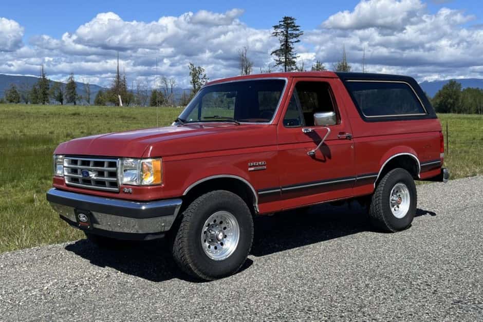1987 Ford Bronco 4th-5th Generations 1987-1996 sold for $7,500