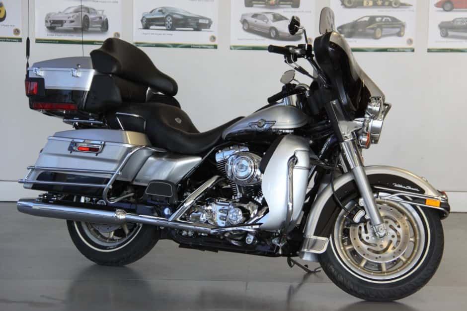 2003 Harley-Davidson Touring sold for $13,500
