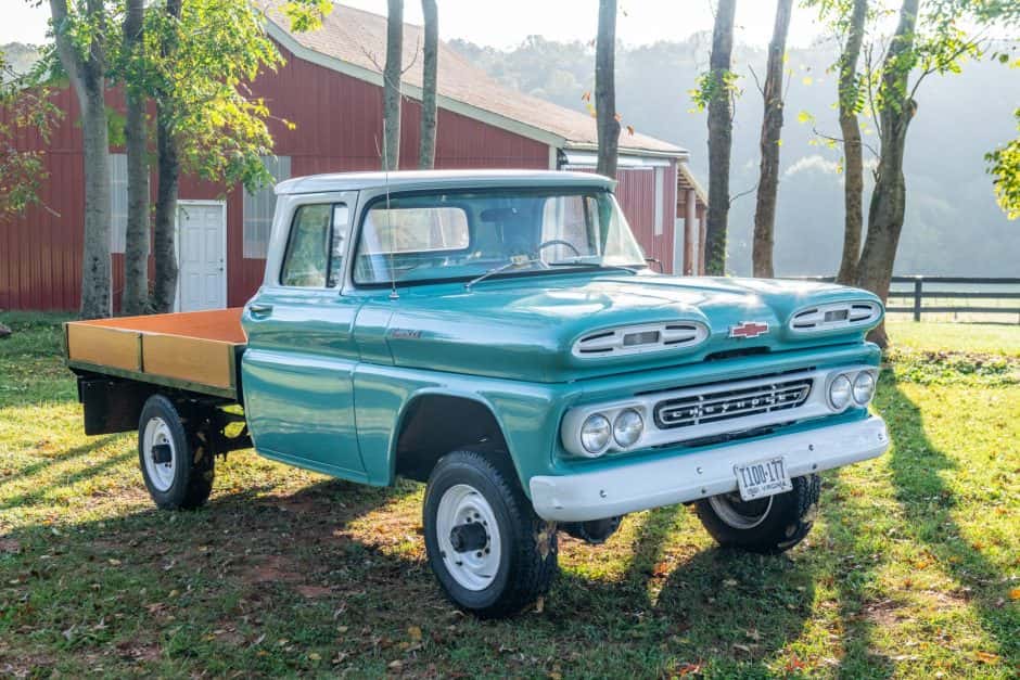 1961 Chevrolet C/K (1960-1966) sold for $15,000
