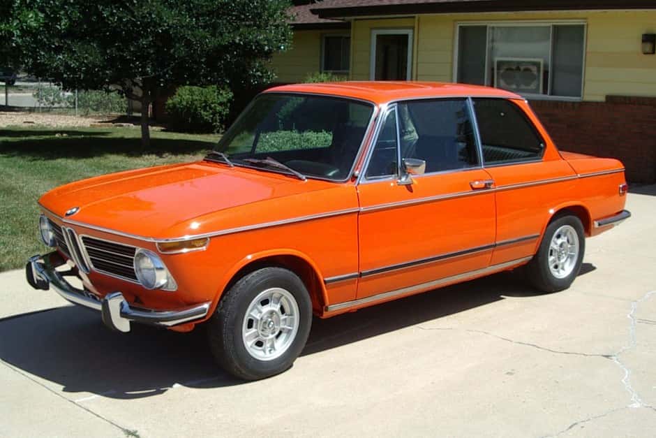 1972 BMW 2002tii sold for $93,002